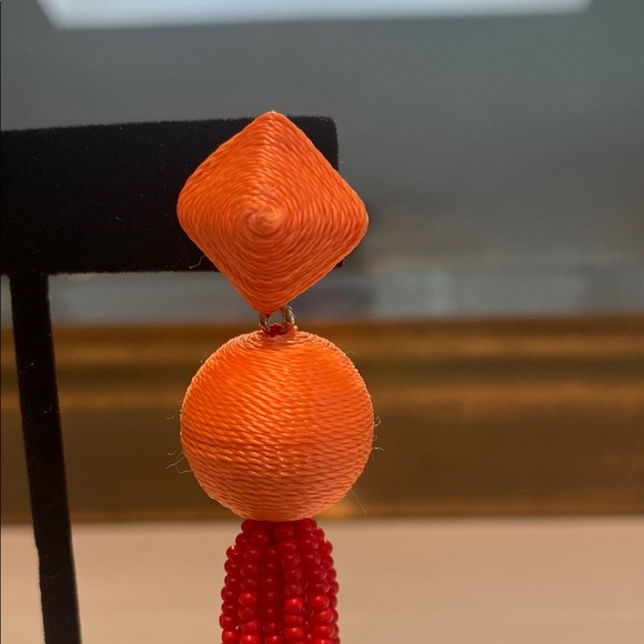 Elegant Coral and Red Tassel Earrings - Picture 2 of 4